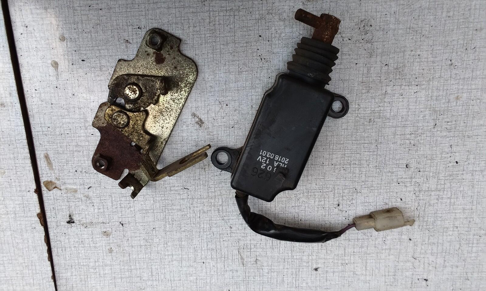 Peugeot Tweet 125cc Scooter Seat Lock And Electronic Release, Tested Working