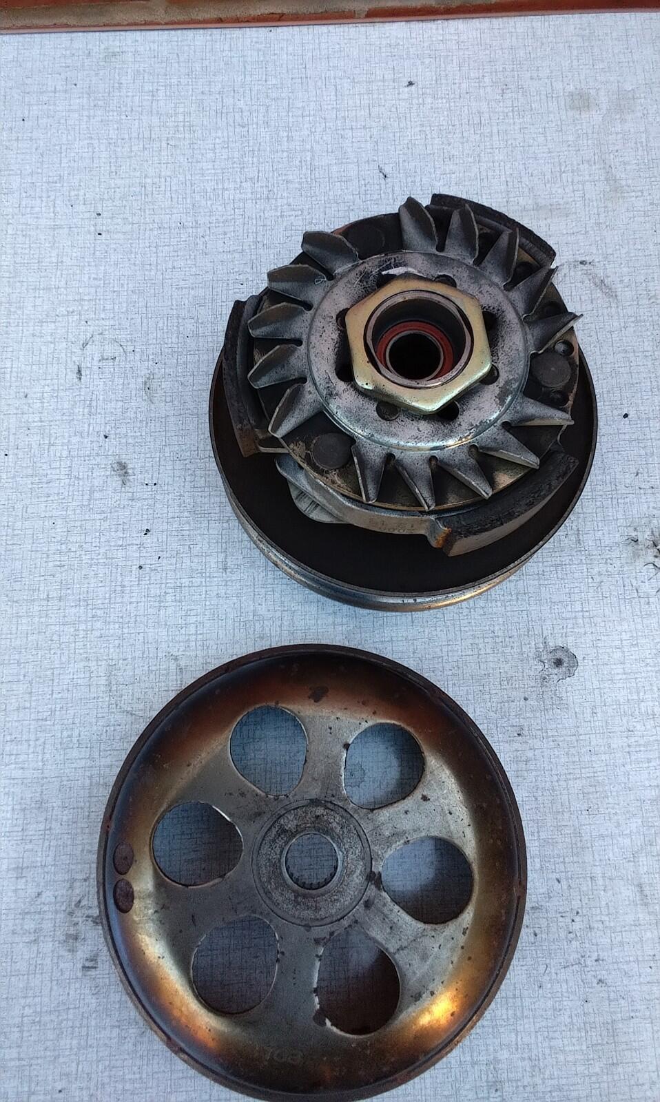 2013 Gilera Runner St 125 Drive Belt Pulley And Brake Shoes