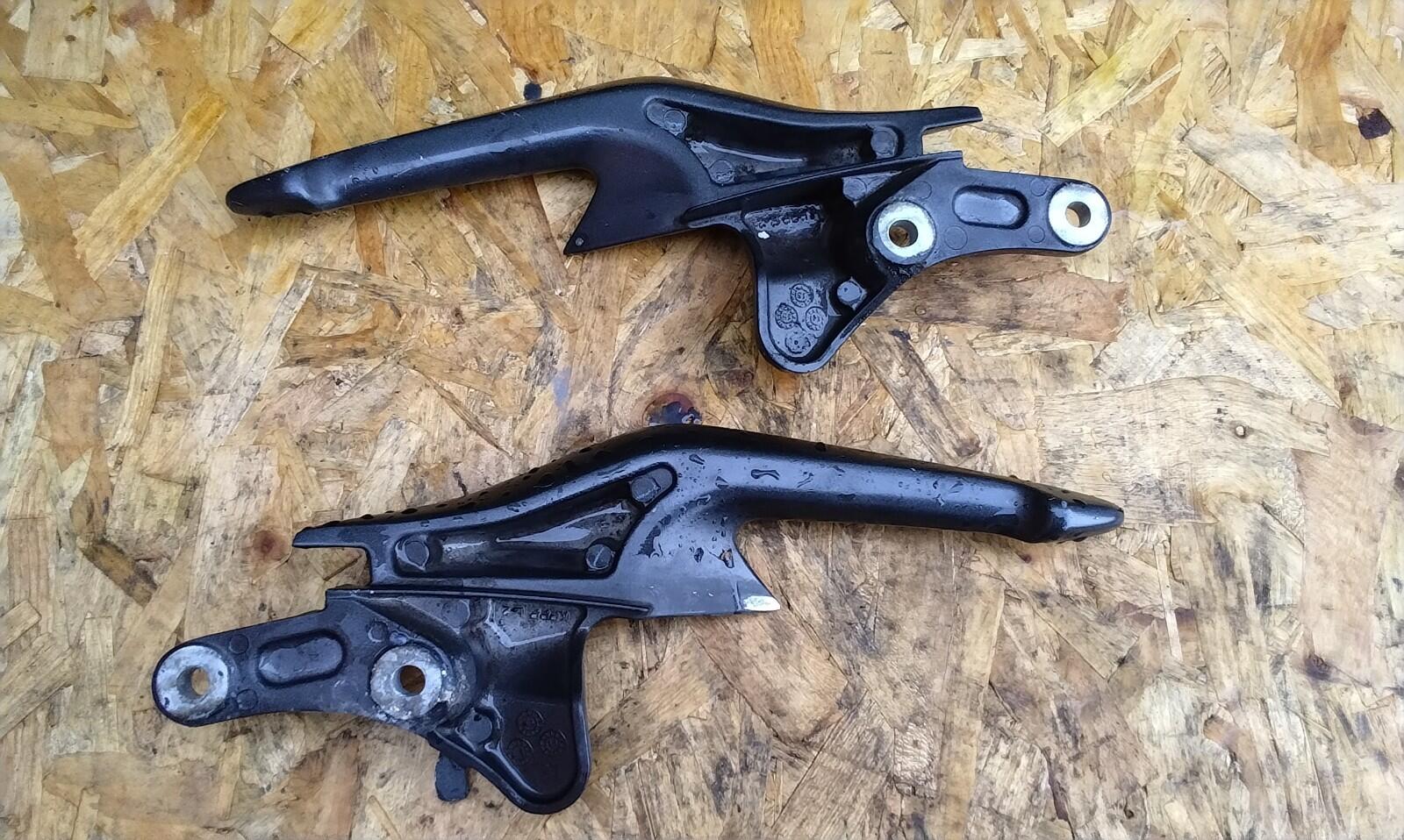 Honda CBR 125cc Rear Grab Handles 2014 Grey