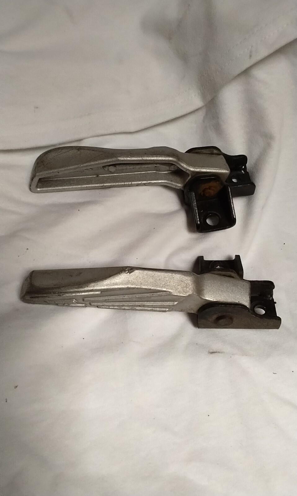 Sym Jet 125cc Foot Pegs Pair 2021 Bike
