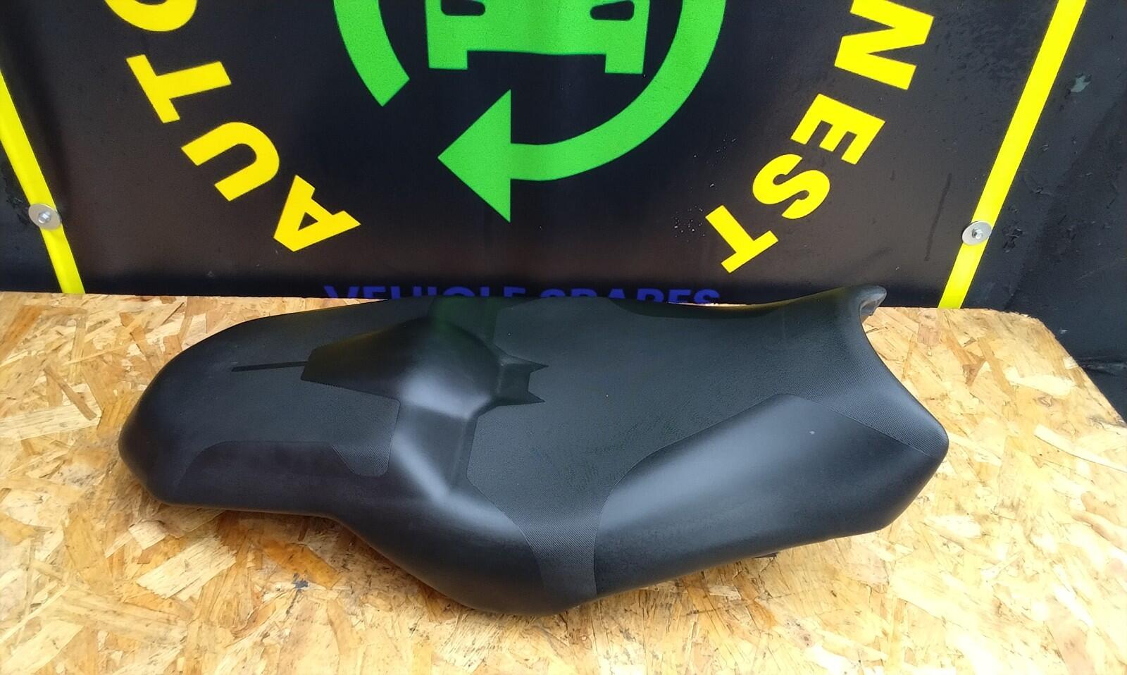 Zontes G1 Scambler 125cc Bike Seat Saddle Great Condition 2022 No Rips