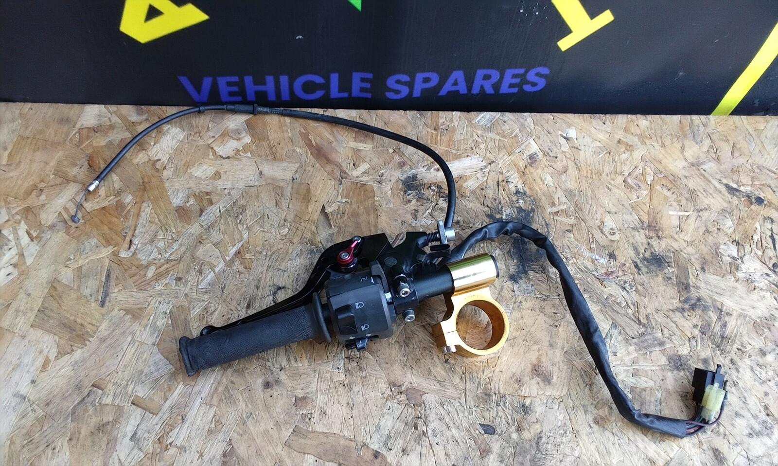 Kawasaki ZX9R 900cc Left Hand Handlebar With Control Switches Gold 2000