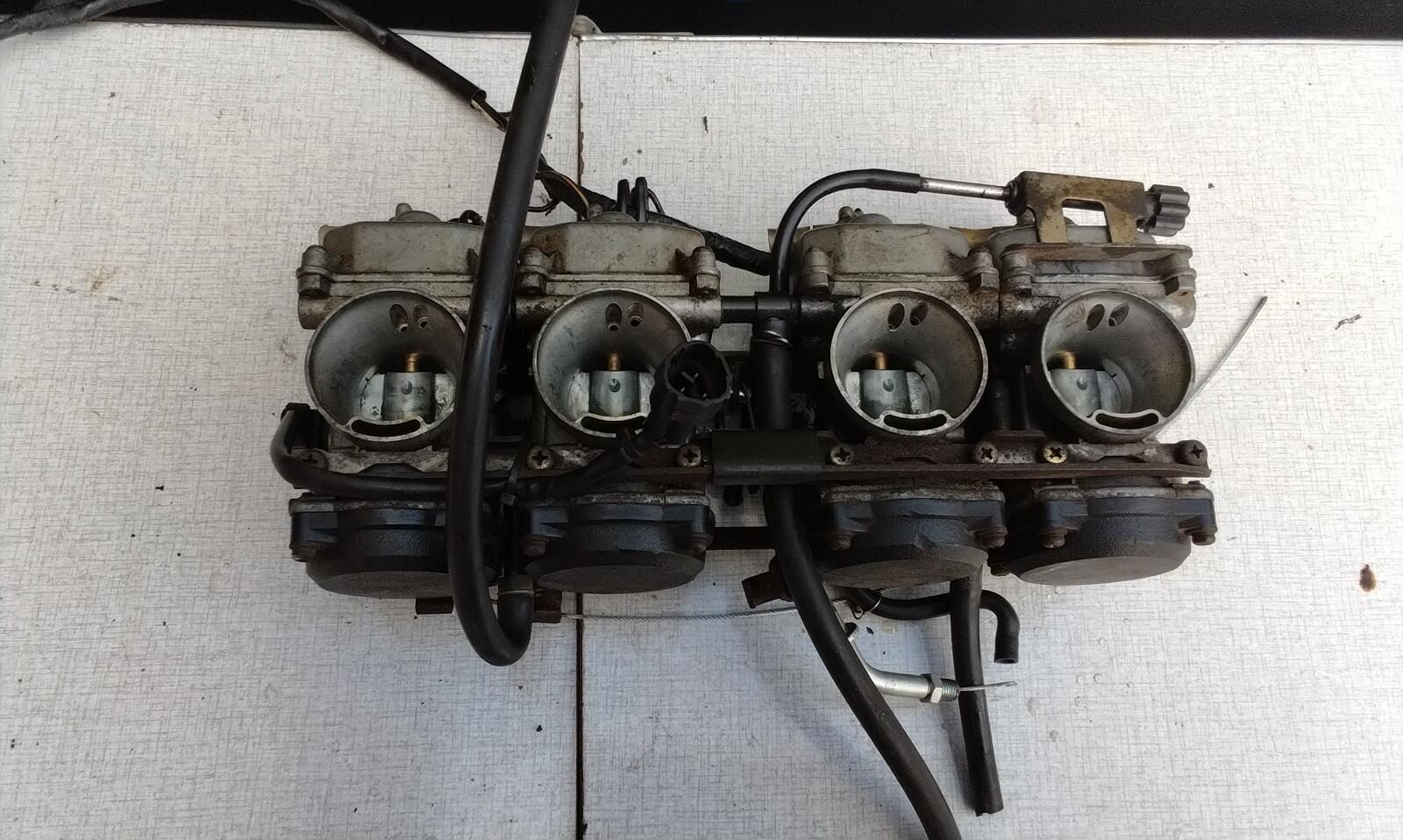 Kawasaki ZR7 4pot Carberretur Carbs 1999 T Reg