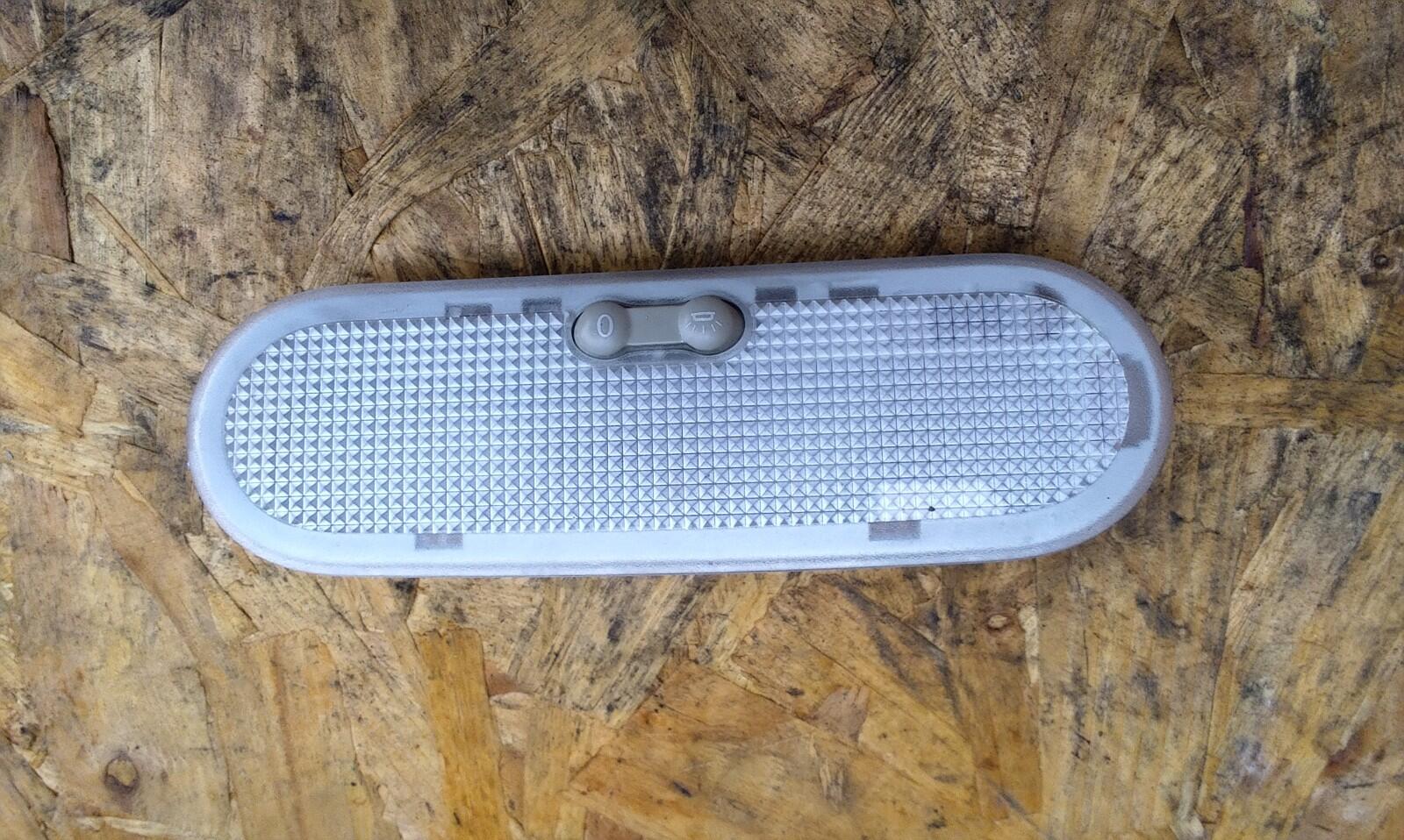 Renault MODUS 2006 Interior Light Rear Passengers Tested