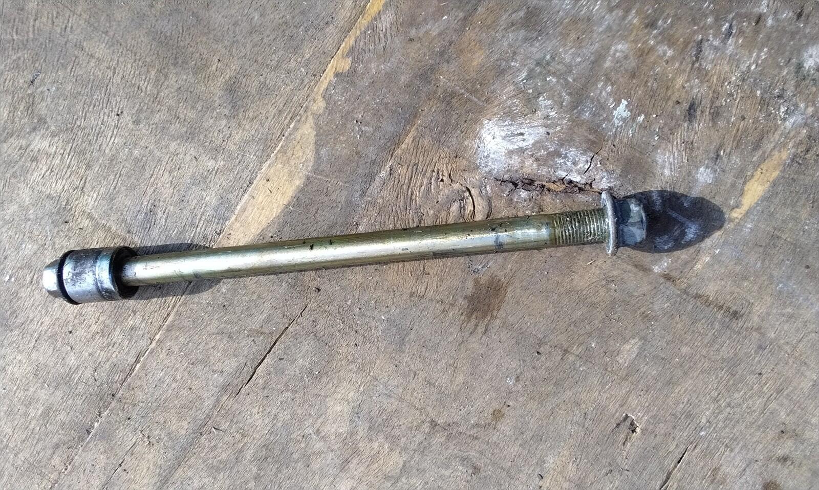 Generic Fw Xor 125 Scooter Front Wheel Bolt And Nut