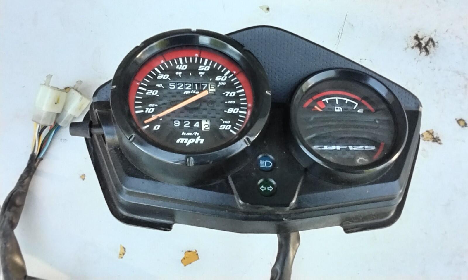 Honda CBF125 Instrument Cluster Clocks Speedo 2009