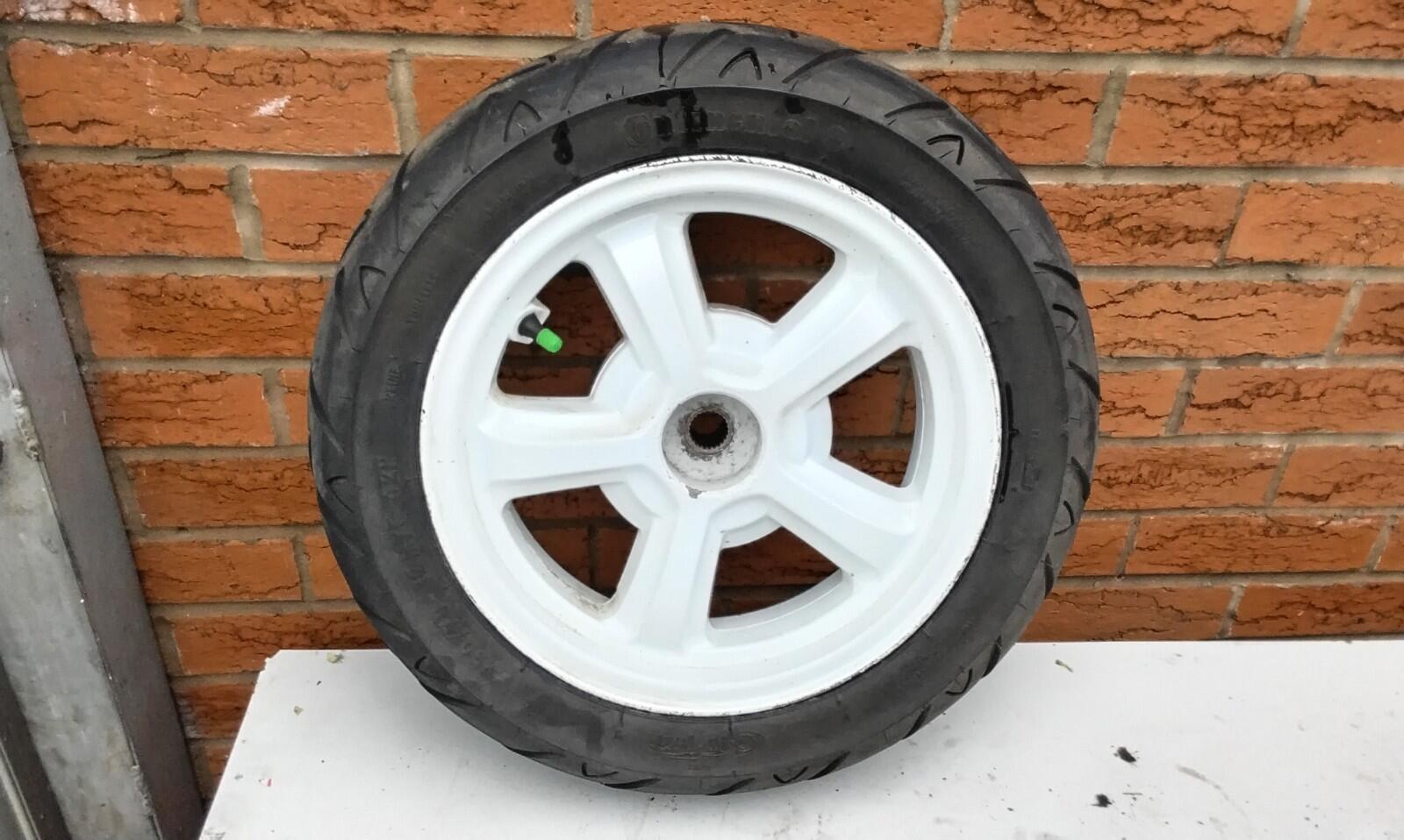 Sym Jet 4 Rear White Wheel Tyre 130 70 12  Excellent Tread 2020 Continental Tyre