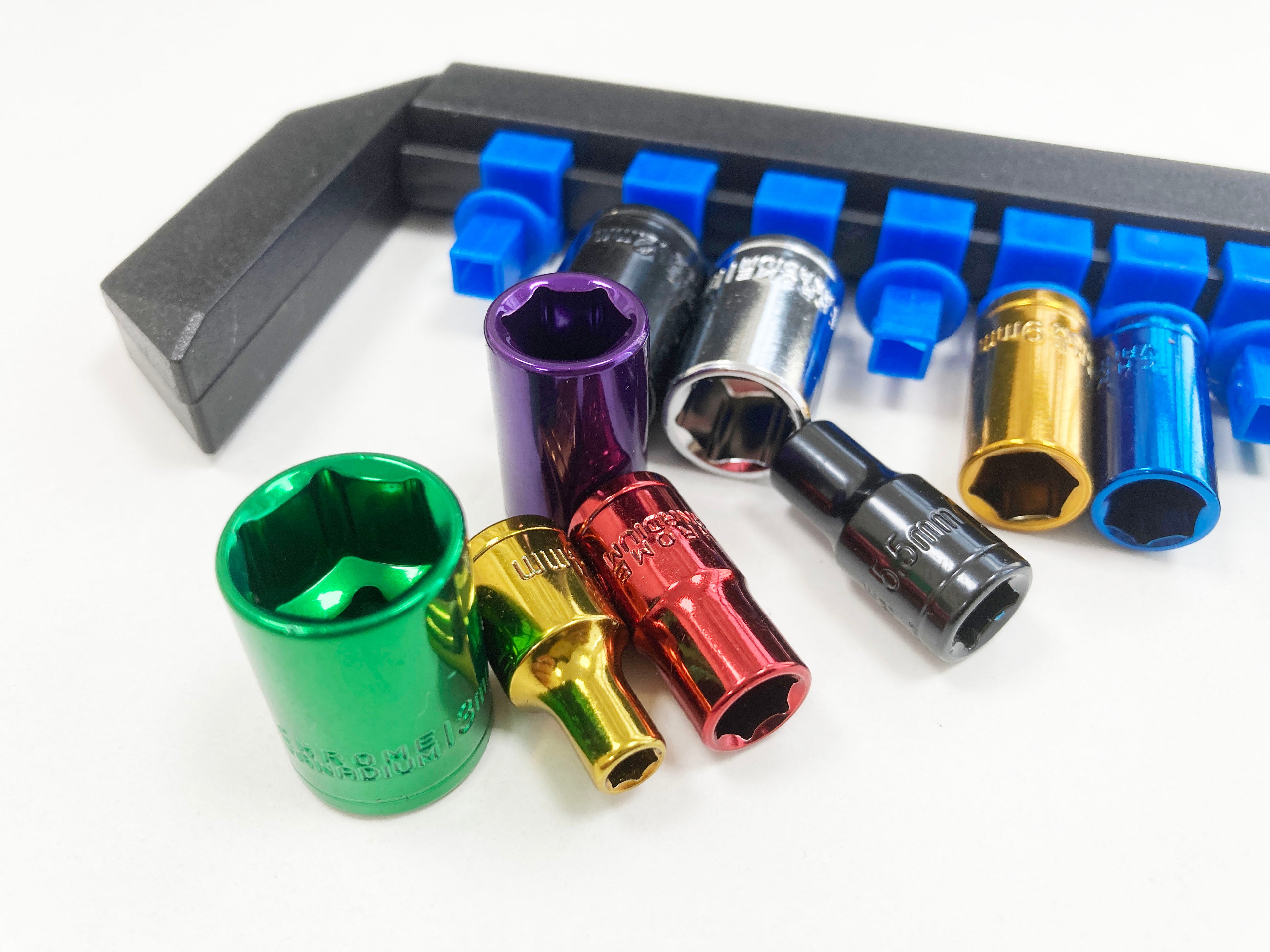 COLOURED 12PC 1/4" MM STD CRV SOCKETS 4-13mm ON SOCKET RAIL SS311