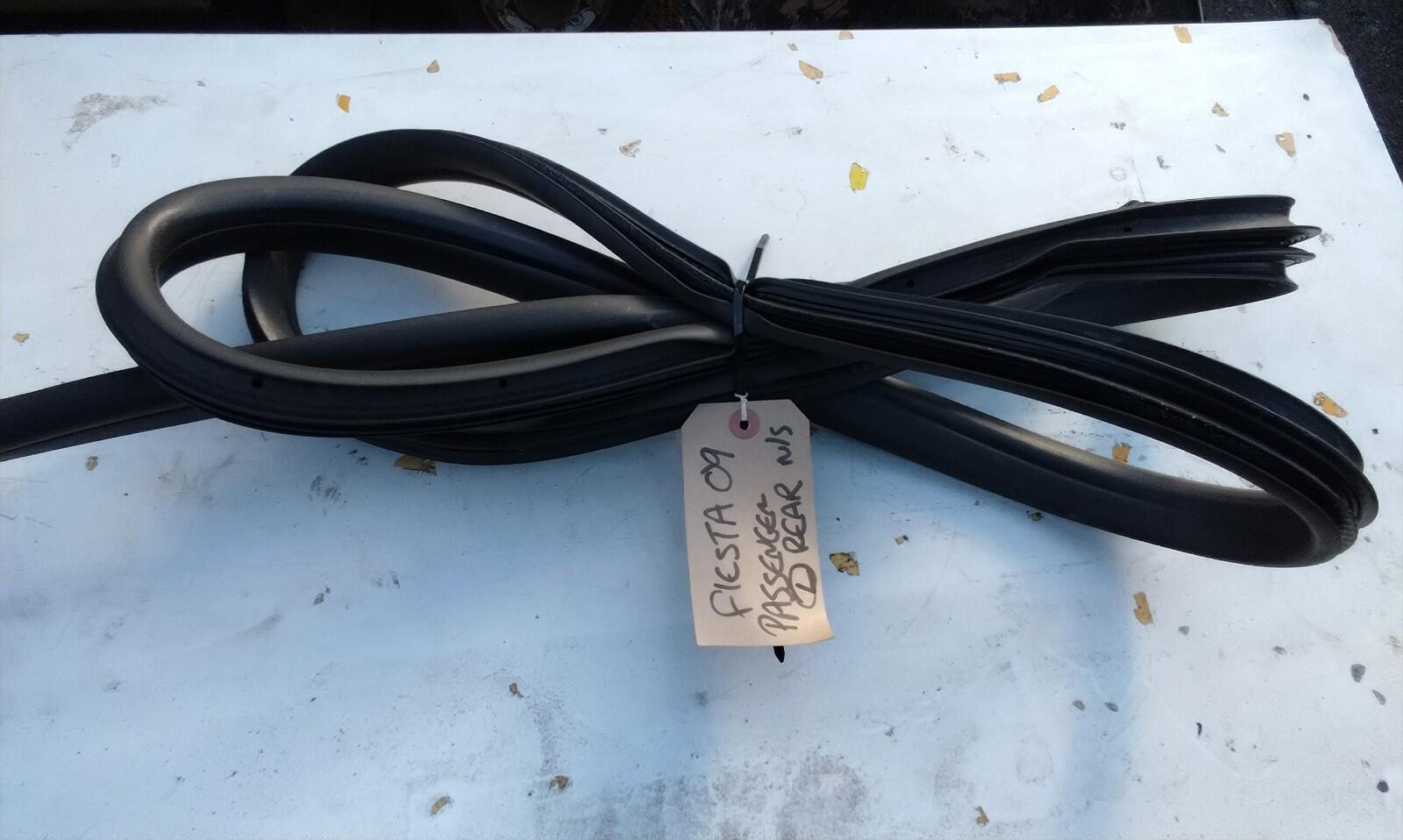 Ford Fiesta Mk7 Drivers Side Rear Weather Strip Rubber Seal 5 Door