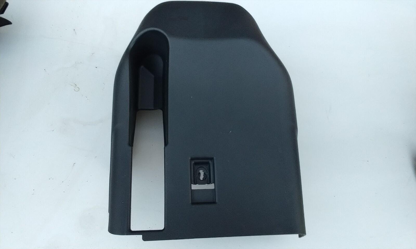 Ford Fiesta Mk7 Steering Wheel Column Shroud Lower Section