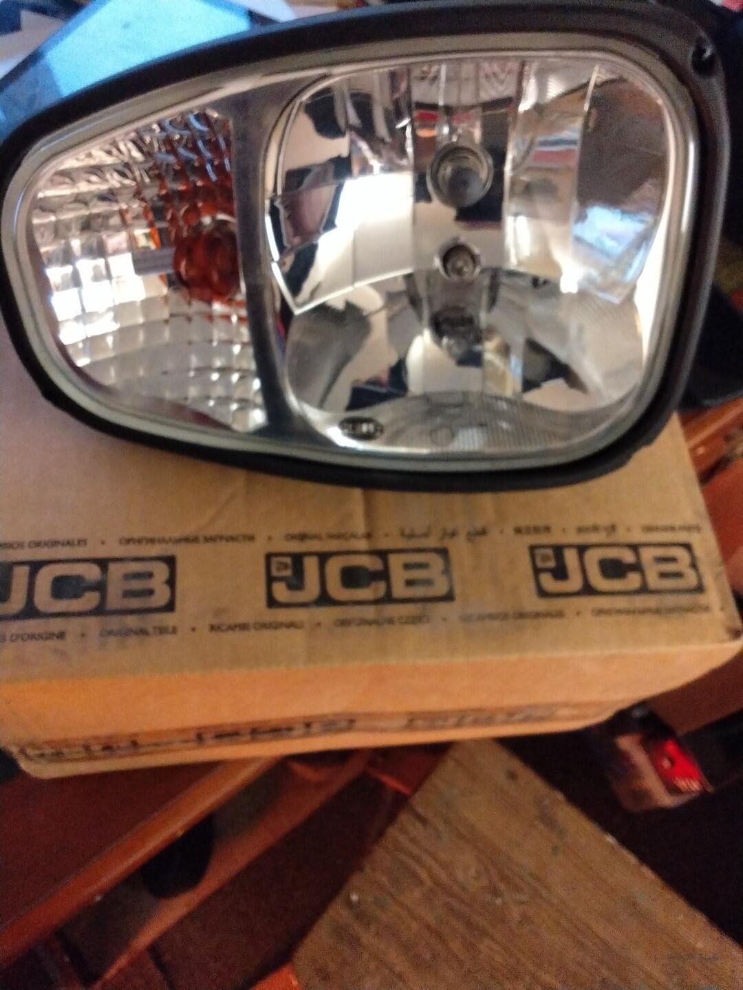 Genuine JCB Part 700/50193 JCB LH Headlamp TM Fastrac Loadalls