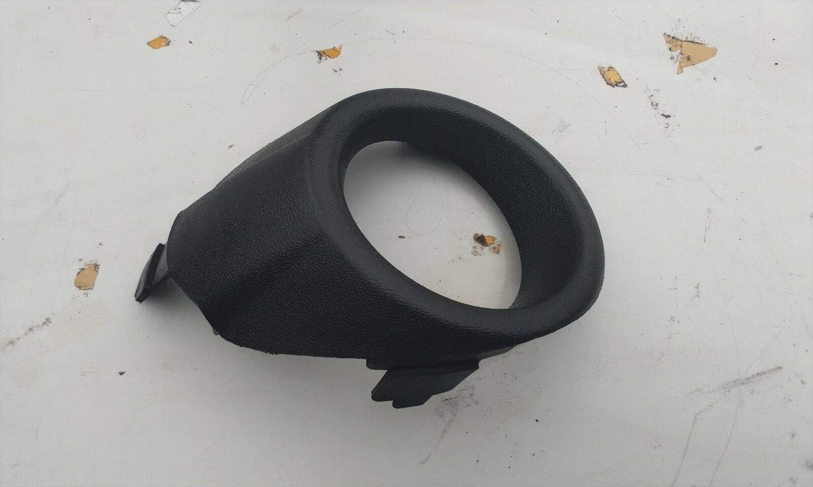 Ford Fiesta Mk7 Front Fog Light Drivers Side Surround Black