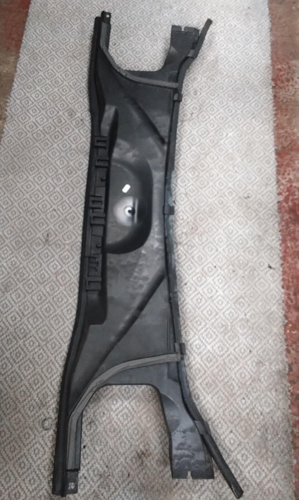 BMW 318 ES Touring Estate 2.0 litre Diesel Front Scuttle Shroud Panel